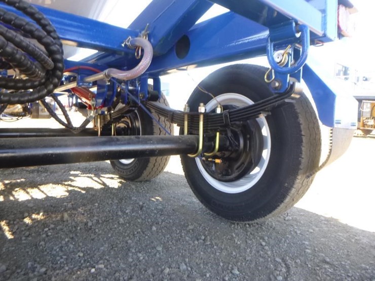 unused-t/a-2yd-towable-mixer-image-27