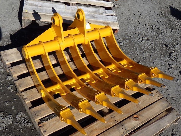 caterpillar-305-image-4