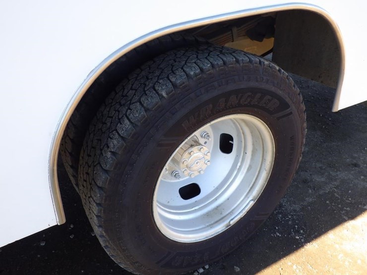 2015-ford-f350-image-14