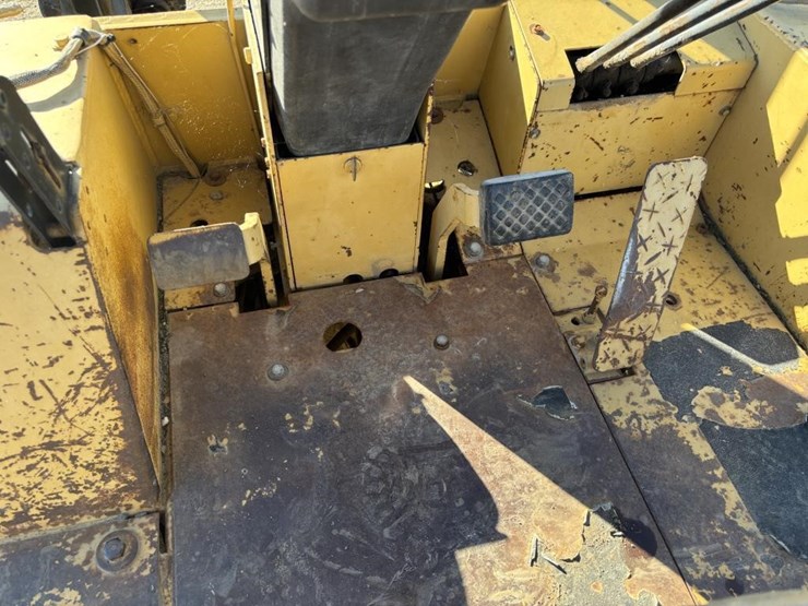 caterpillar-rc60-image-32