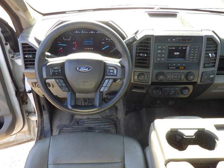 2022-ford-f250-image-7