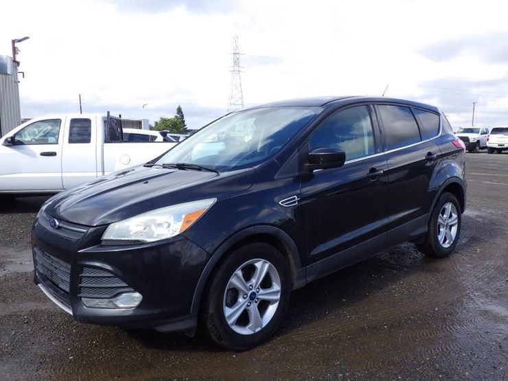 2014-ford-escape-image-1