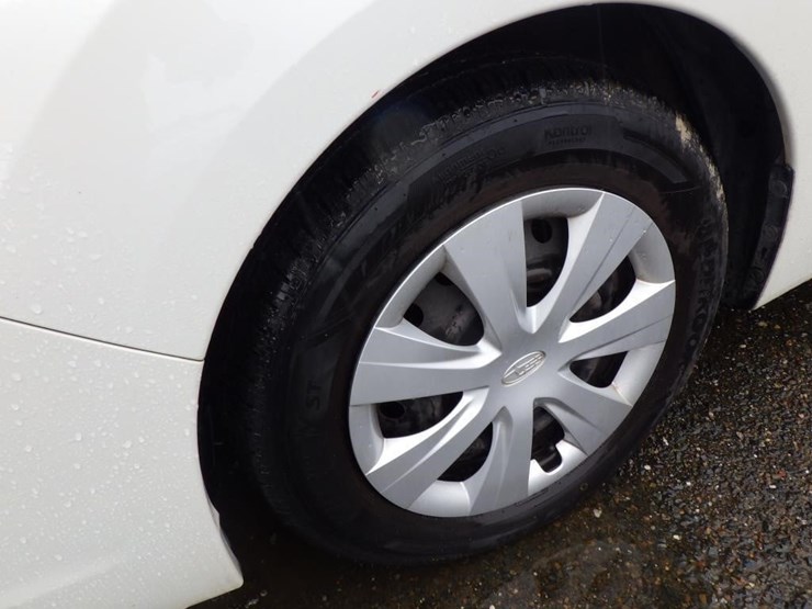 2015-subaru-impreza-sedan-image-13