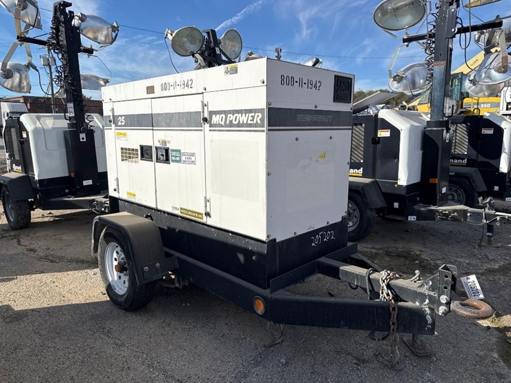 multiquip-whisperwatt-mq-power-25-generator-image-1