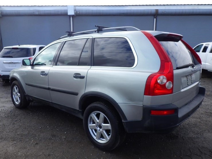 2004-volvo-xc90-image-4