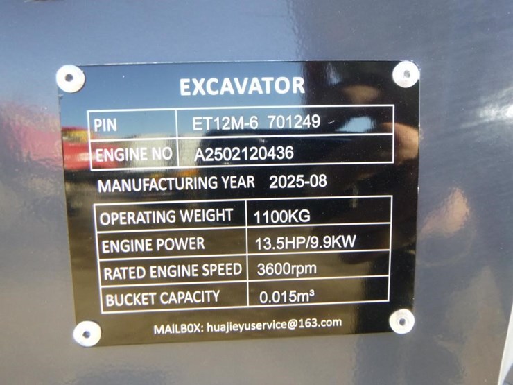 bttl-et12m-6-hydraulic-excavator-image-29