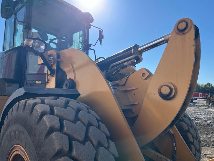 caterpillar-930m-image-23