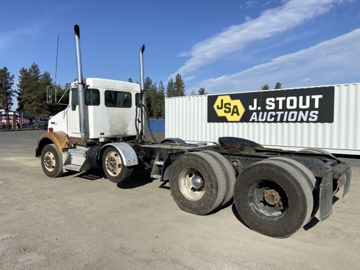 2000-kenworth-t800-image-3
