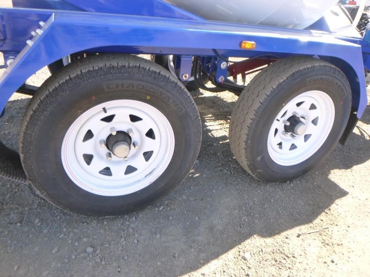 unused-t/a-2yd-towable-mixer-image-25