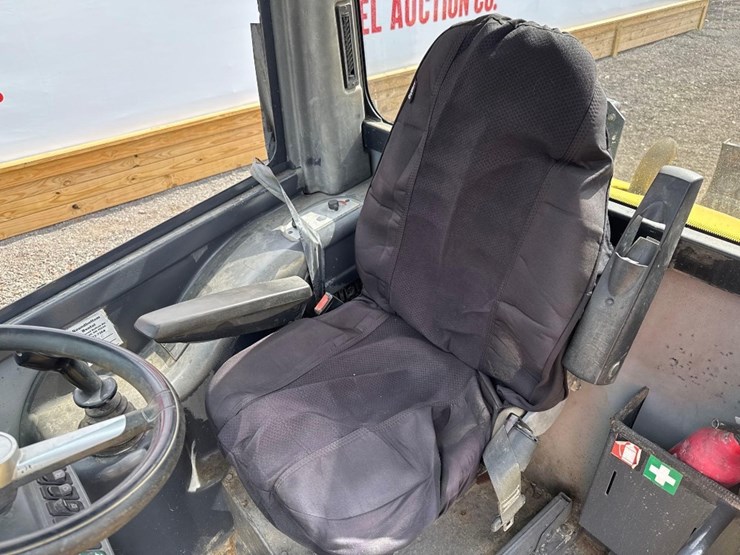 yanmar-v8-image-18
