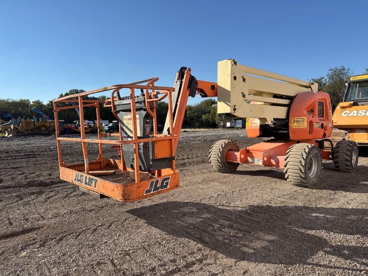 2014-jlg-4550aj-series-ii-manlift-image-6