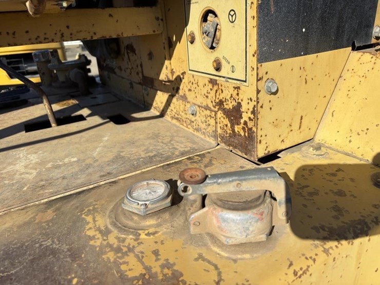 caterpillar-rc60-image-33