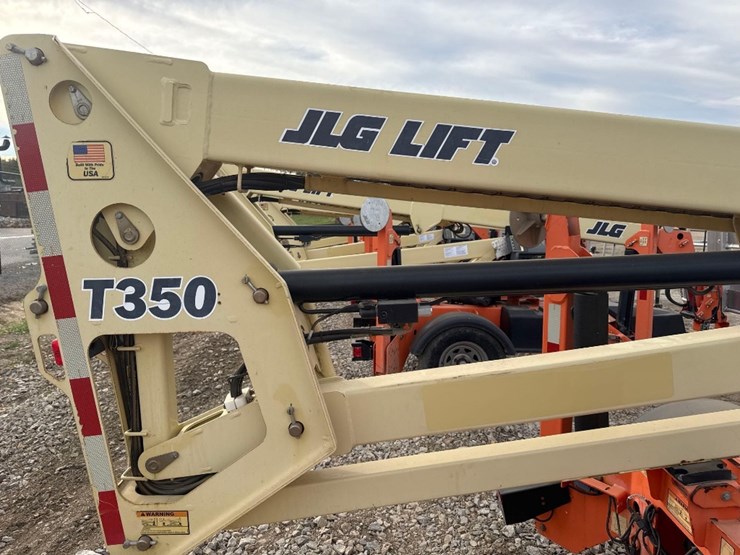 2017-jlg-t350-image-8