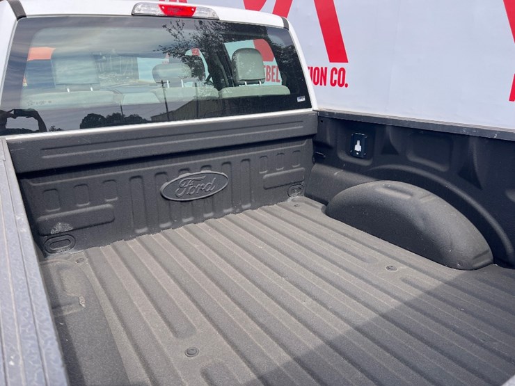 2018-ford-f150-xl-image-15