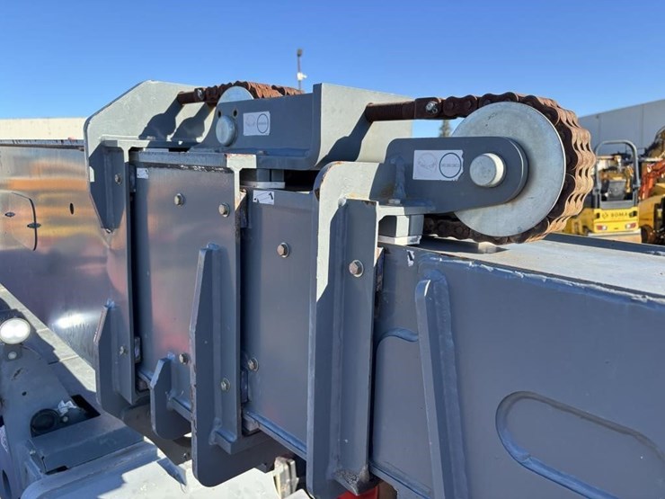 2019-skyjack-sj1056th-image-15