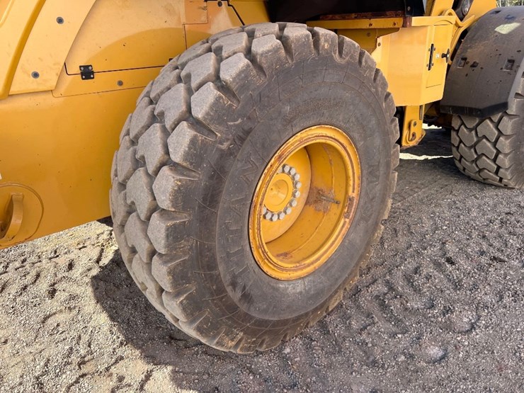 caterpillar-930m-image-11