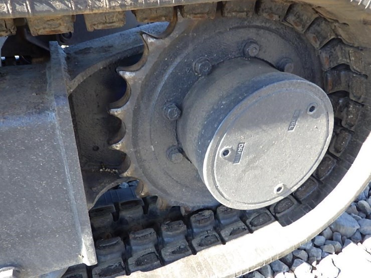 komatsu-pc12-image-26