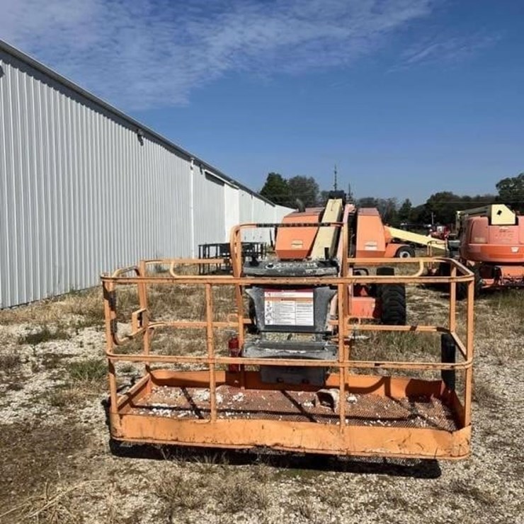 JLG 600S