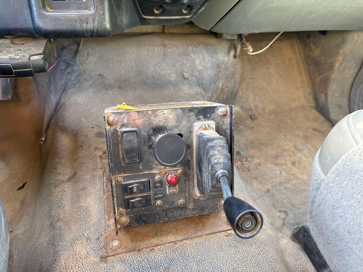 2006-ford-f750-image-27