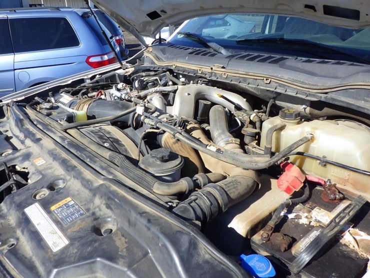 2022-ford-f250-image-9