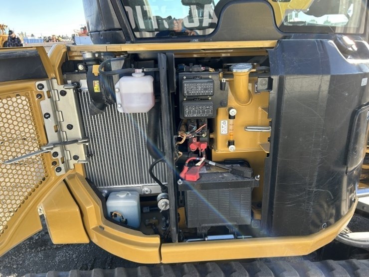2024-caterpillar-303.5-image-28