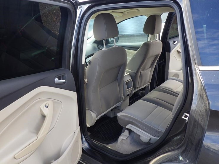 2014-ford-escape-image-7