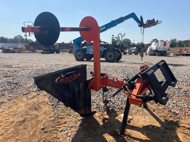 1r-silt-fence-plow-image-3