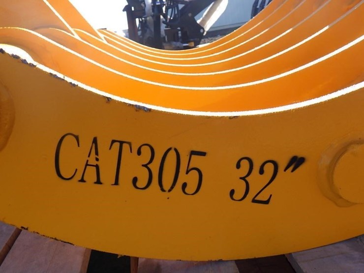 caterpillar-305-image-5