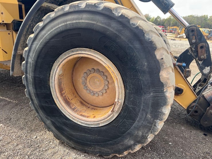 caterpillar-924g-image-24