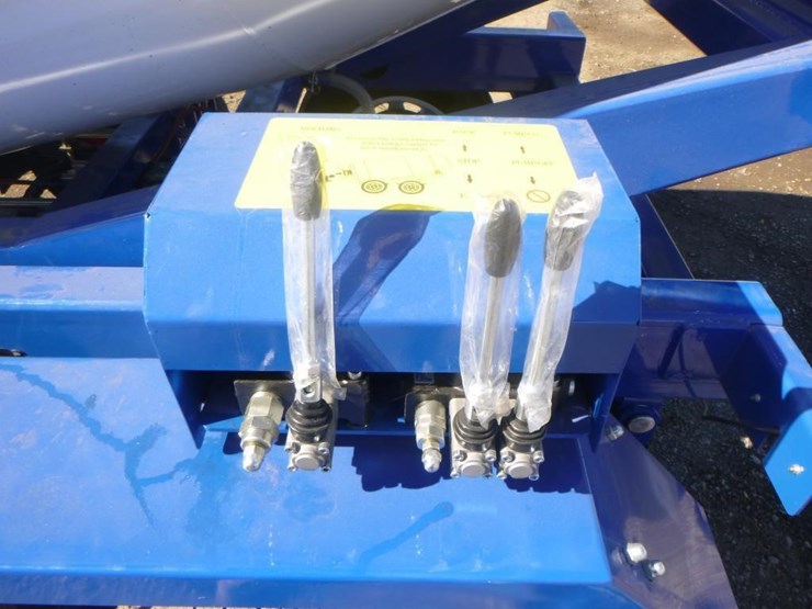 unused-t/a-2yd-towable-mixer-image-18