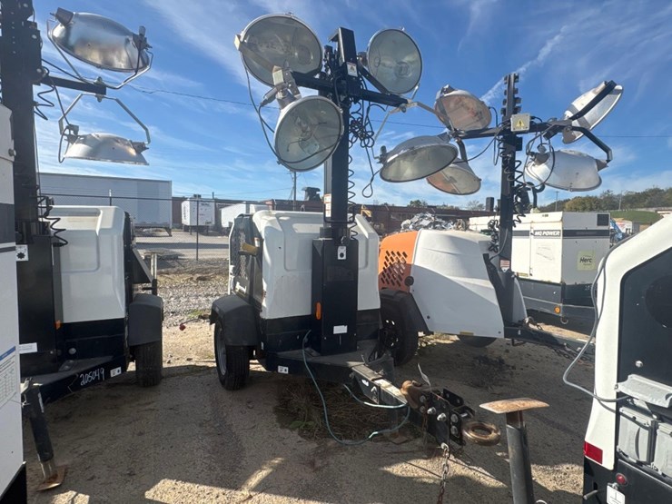 2019-allmand-night-life-v-series-light-plant-image-1