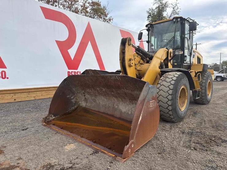 caterpillar-938k-image-2