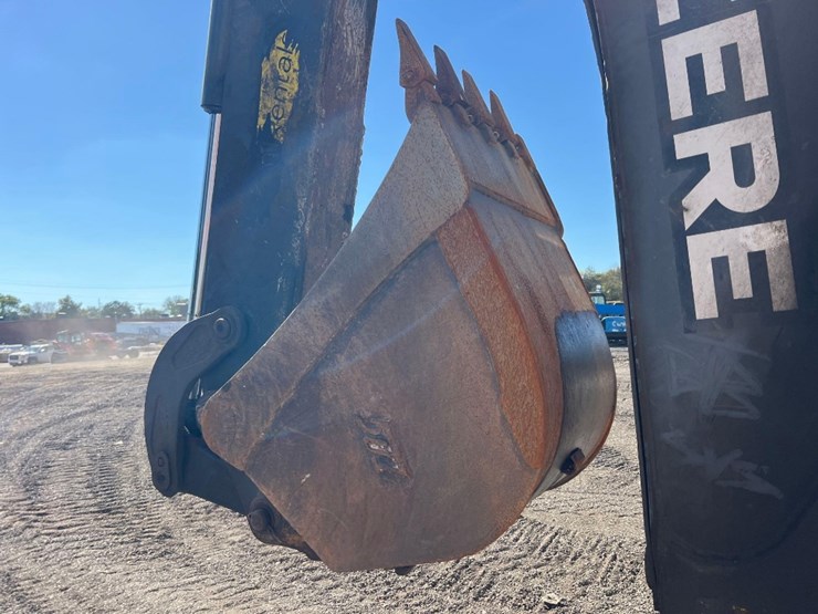 deere-410l-image-27