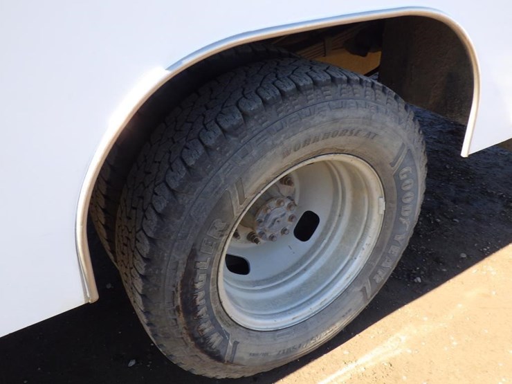 2015-ford-f350-image-14