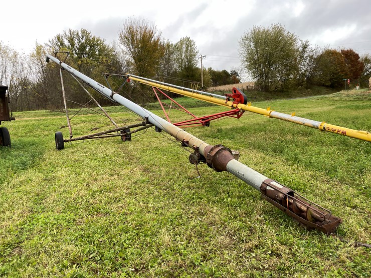 #4497-•-john-deere-auger-image-1