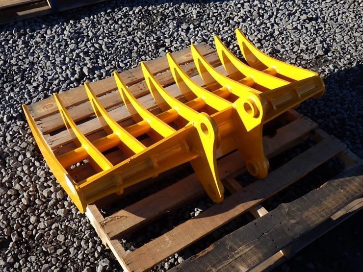 caterpillar-305-image-2