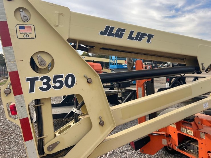 2016-jlg-t350-image-17