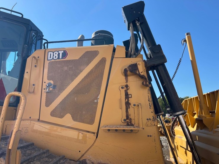 caterpillar-d8t-image-18