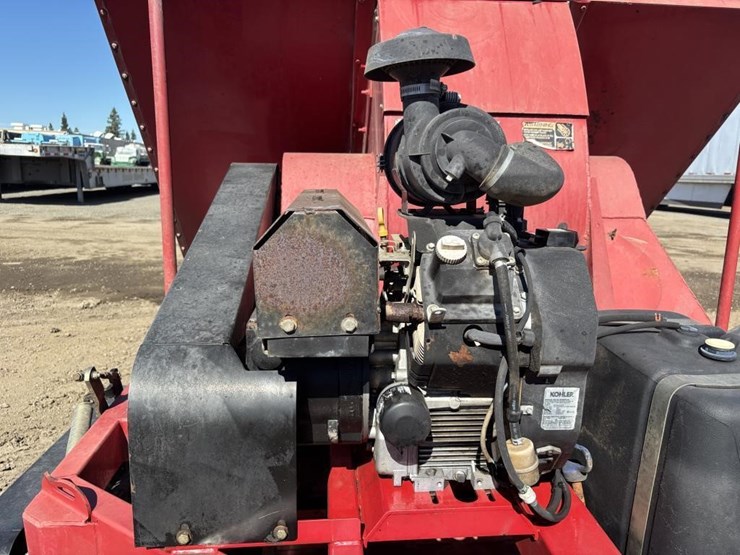 2011-toro-rake-o-val-0750-debris-vacuum-image-18