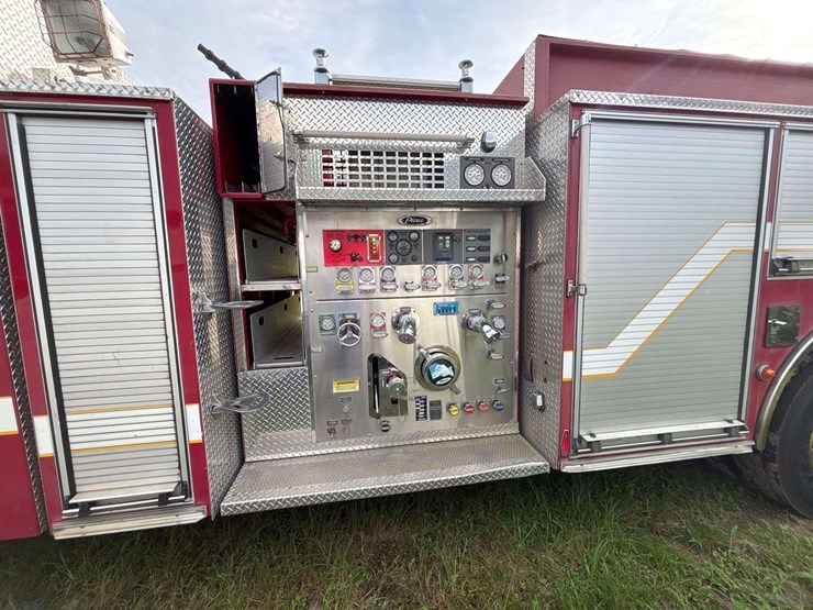 2004-pierce-enforcer-image-28