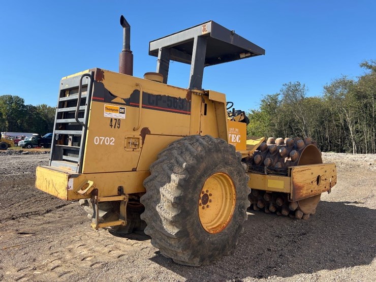 caterpillar-cp-563-image-4