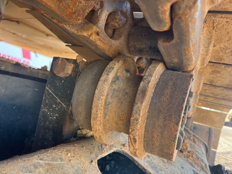 2021-caterpillar-336gc-image-30