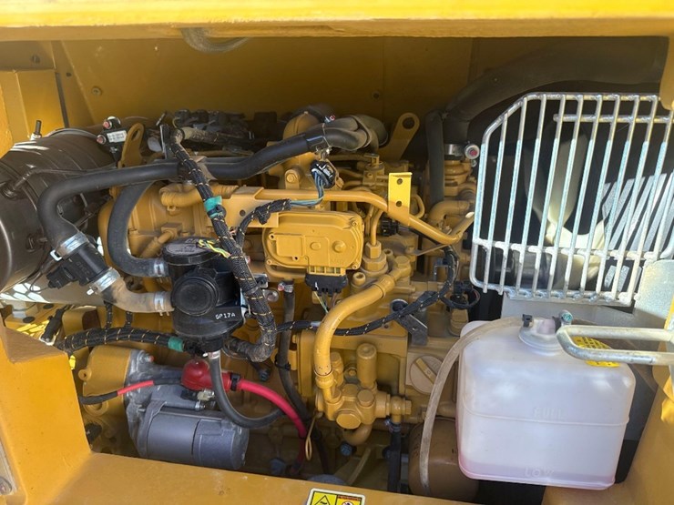 2024-caterpillar-306cr-image-16