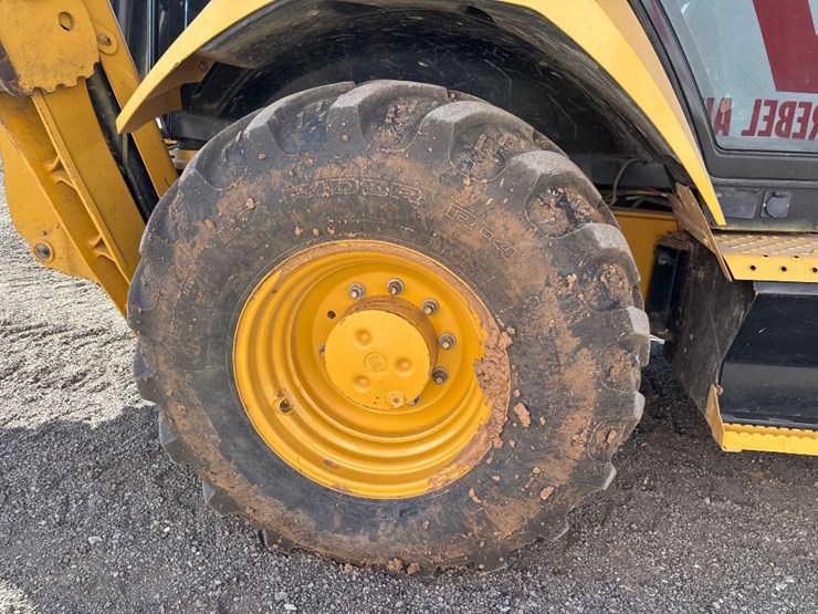 caterpillar-415f2-image-12