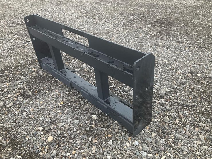 #1405-•-skid-steer-fork-frame-carriage-image-2