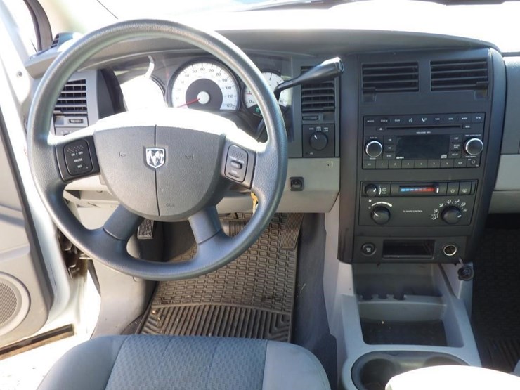 2008-dodge-durango-image-9