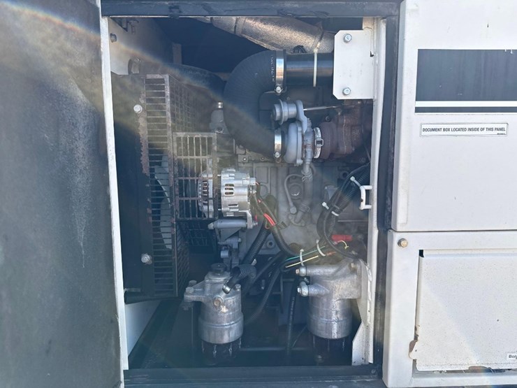 multiquip-whisperwatt-mq-power-25-generator-image-15