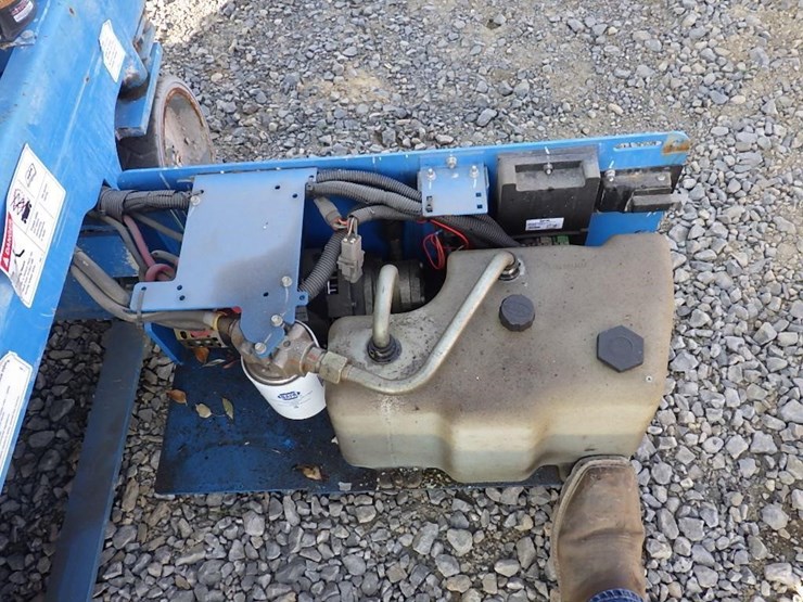 genie-gs1930-image-15