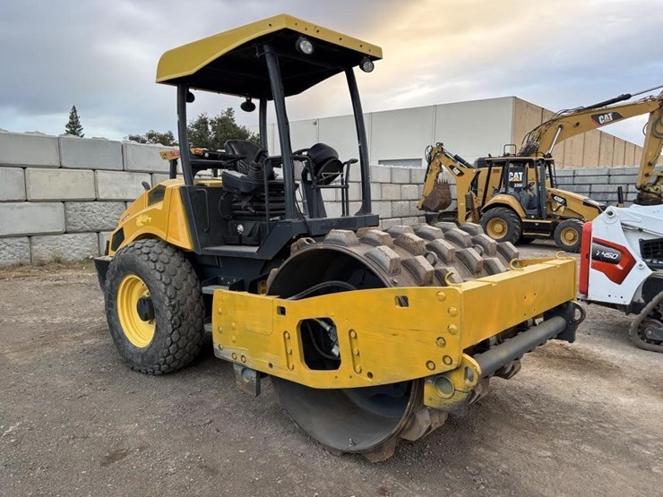 2016-bomag-bw177dh-5-image-2