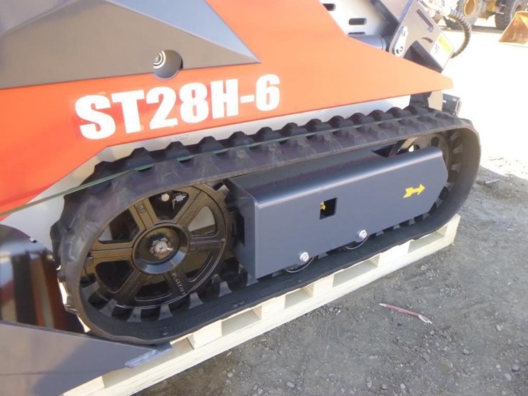 battler-st28h-6-skid-steer-track-loader-image-16